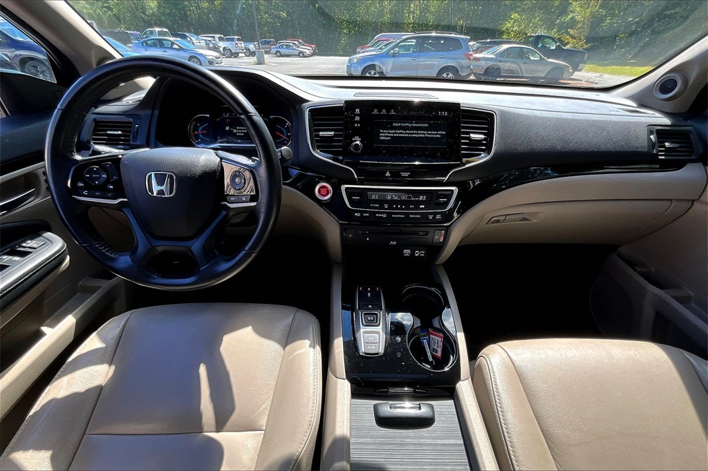 2021 Honda Pilot Touring photo 21