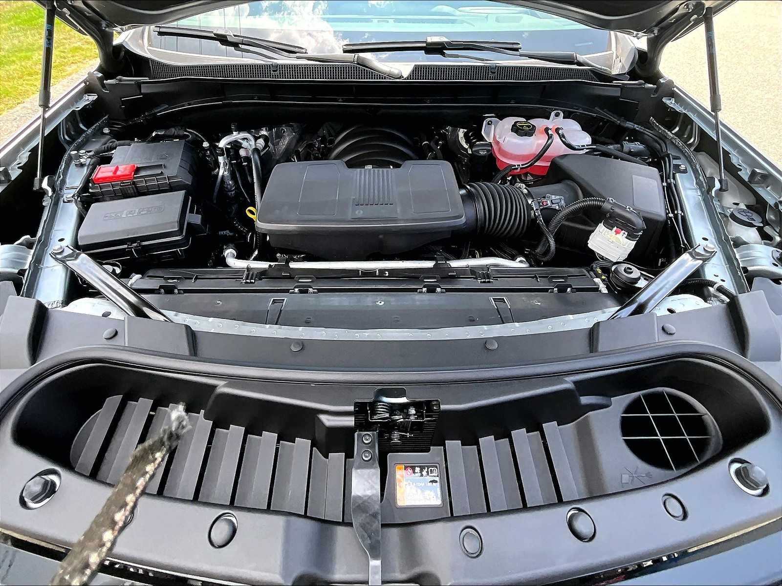2025 Chevrolet Tahoe LS photo 15
