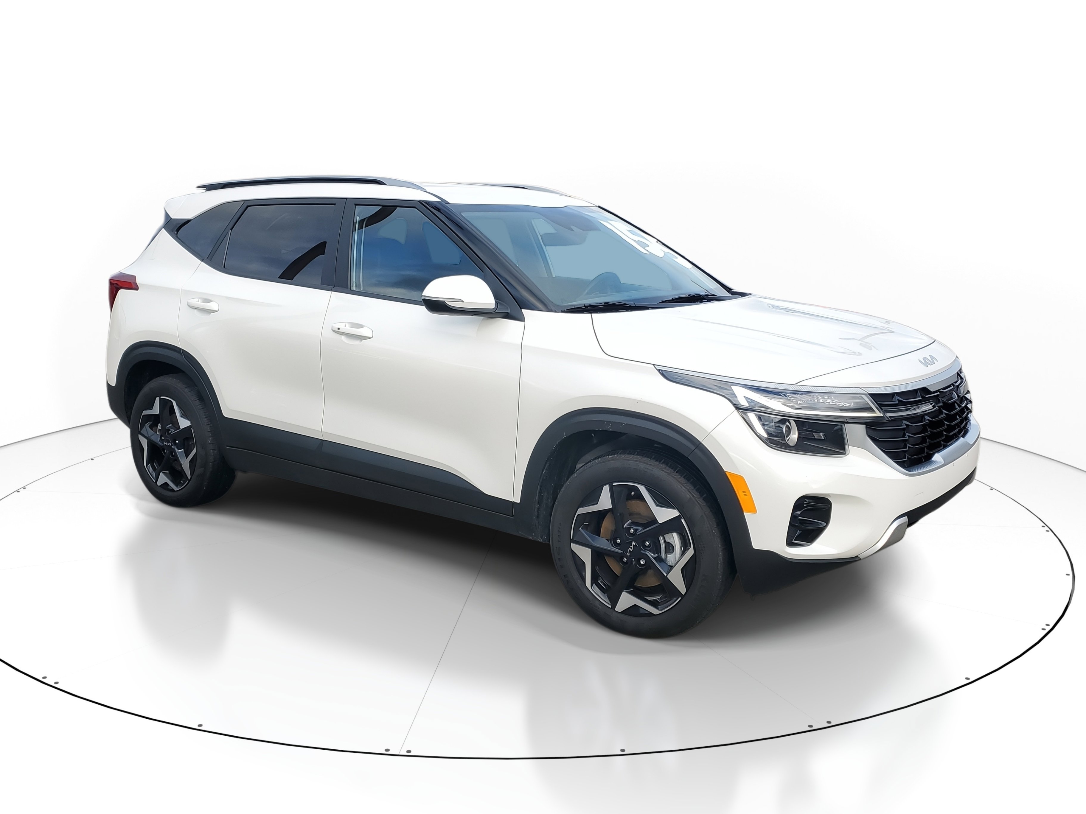 2025 Kia Seltos S's photo