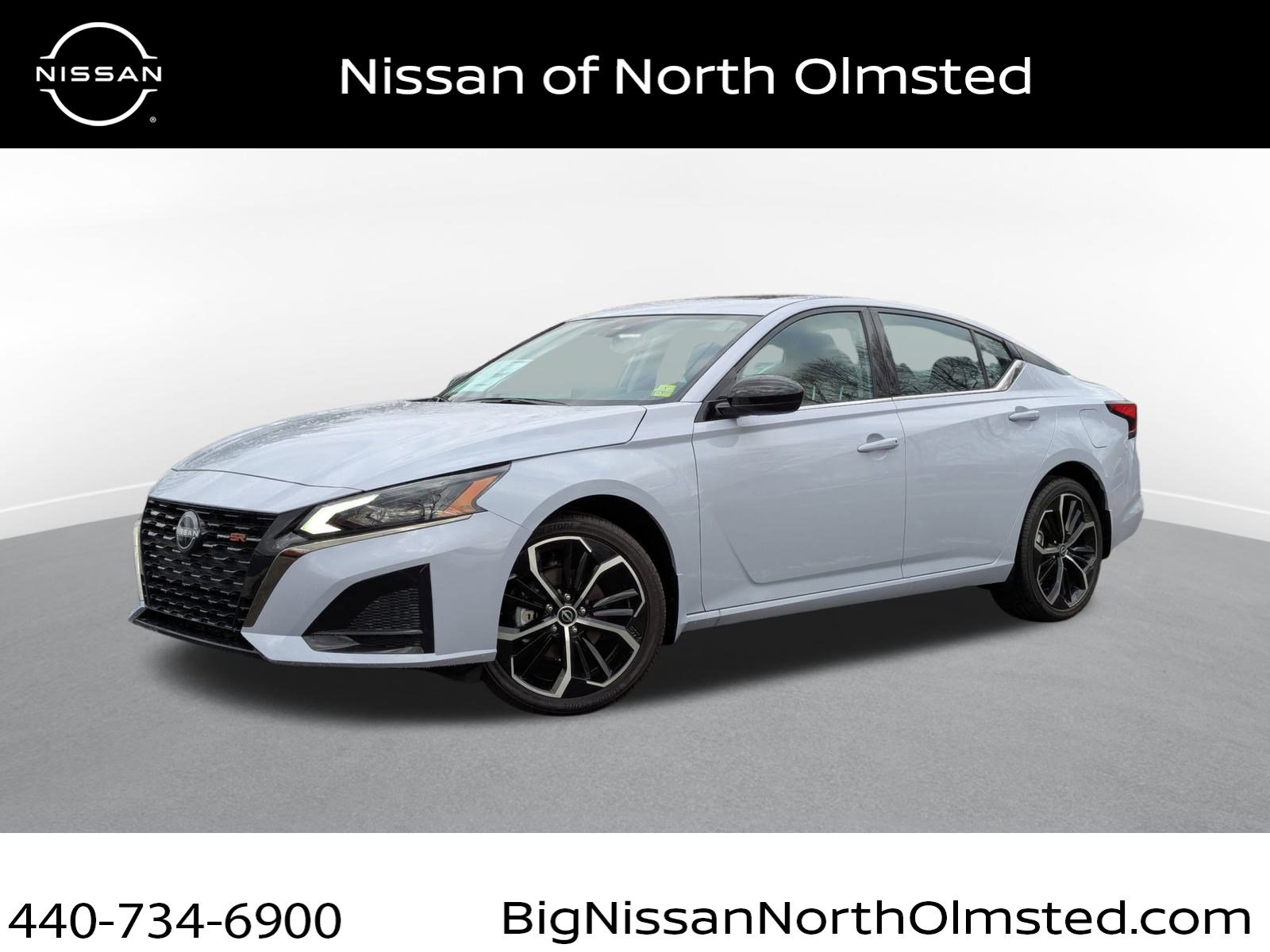 2025 Nissan Altima SR's photo