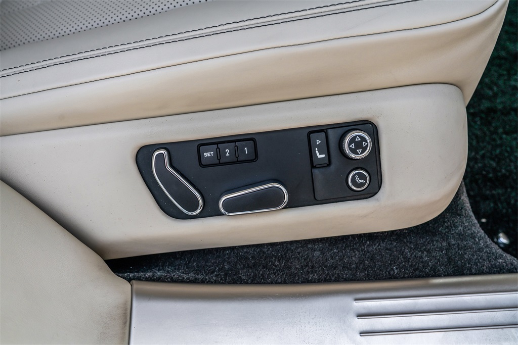 2018 Bentley Flying Spur V8 photo 40