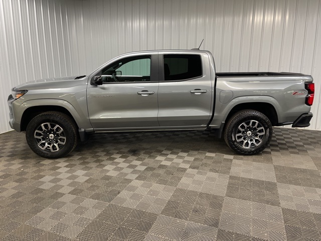 2023 Chevrolet Colorado Z71 photo 9