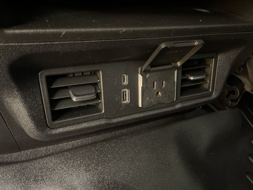 2022 Gmc Sierra 1500 Elevation photo 32