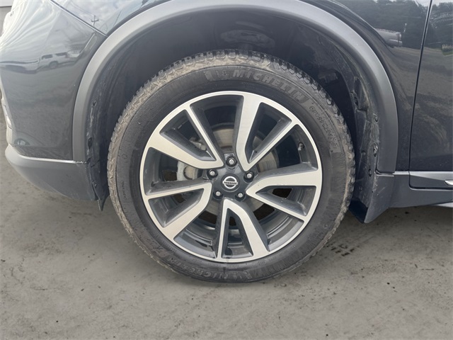 2020 Nissan Rogue SL photo 9