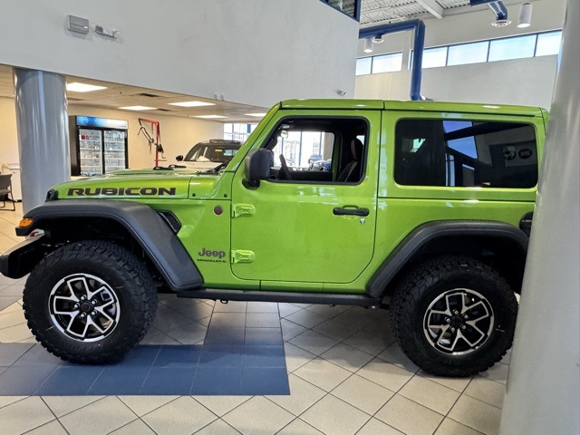 2025 Jeep Wrangler Rubicon photo 2