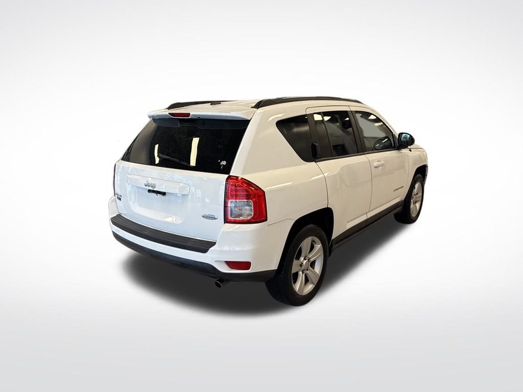 2013 Jeep Compass Latitude photo 8
