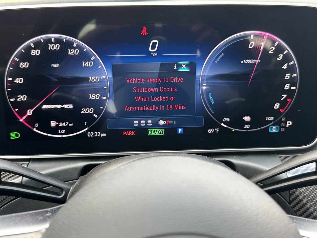 2025 Mercedes Benz C AMG 63 S E PERFORMANCE 4MATIC photo 30