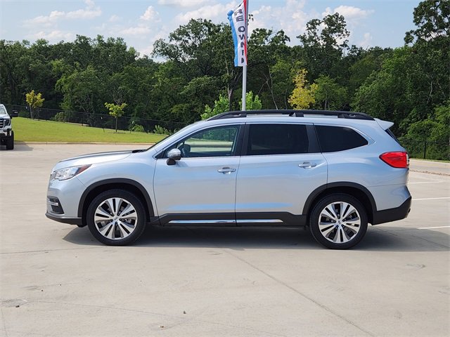 2022 Subaru Ascent Limited photo 4