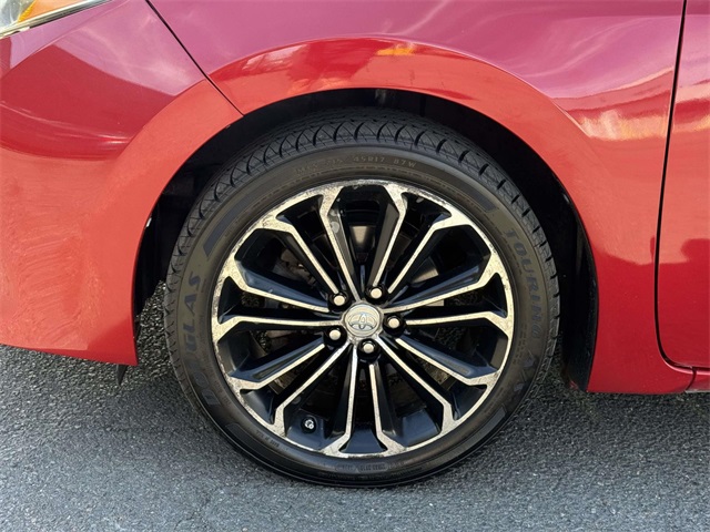 2014 Toyota Corolla Plus photo 10