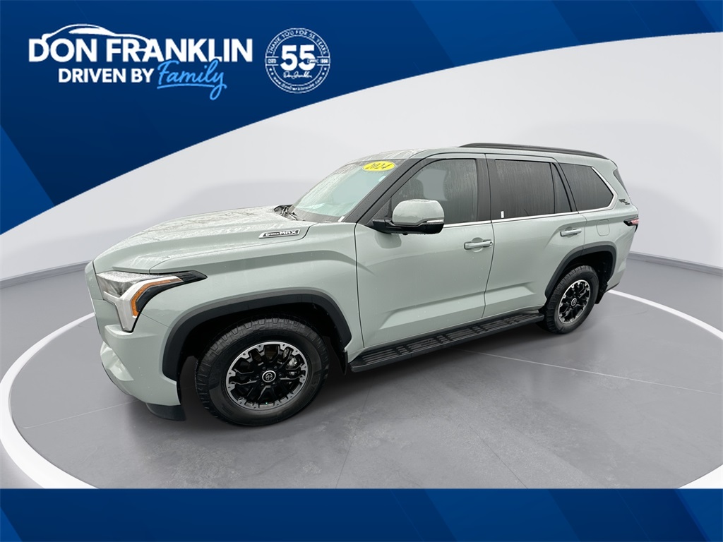 2024 Toyota Sequoia SR5's photo