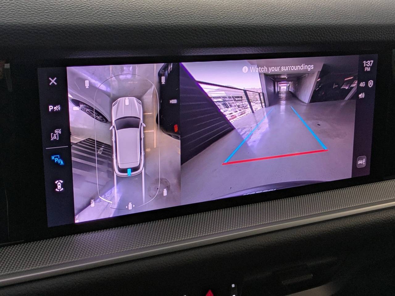 2025 Porsche Cayenne Base photo 14