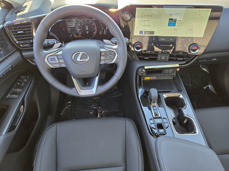 2026 Lexus NX 350 Premium photo 7