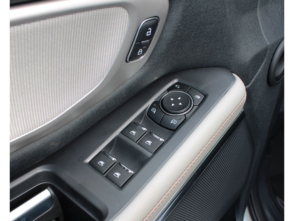 2025 Ford Expedition MAX photo 4