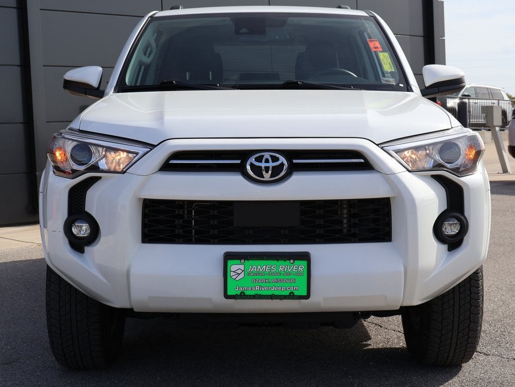 2024 Toyota 4Runner SR5 photo 7