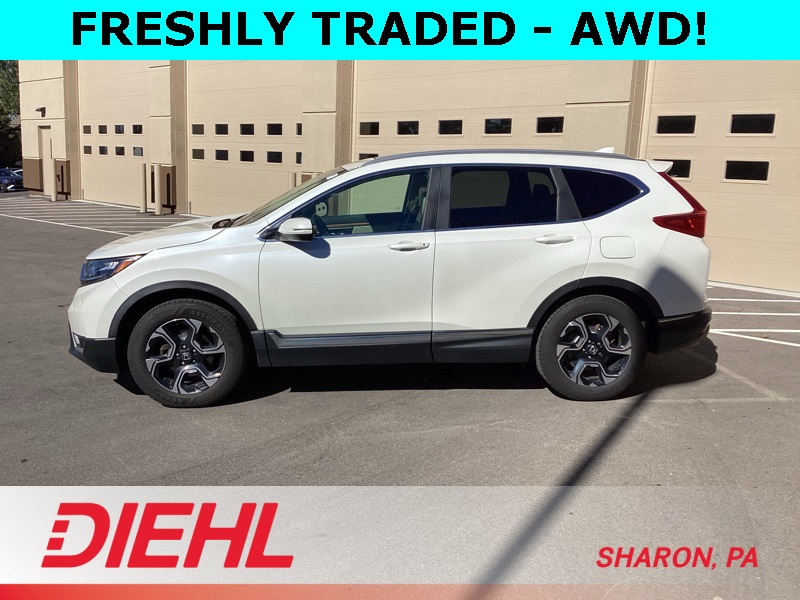 2017 Honda CR-V Touring photo 2