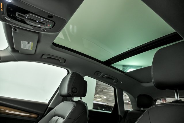 2023 Audi Q5 40 Premium Plus photo 11