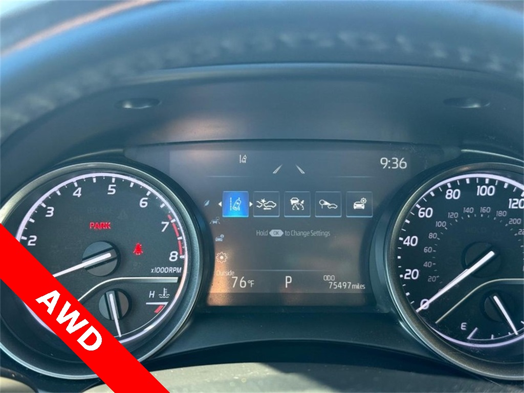 2021 Toyota Camry SE photo 15