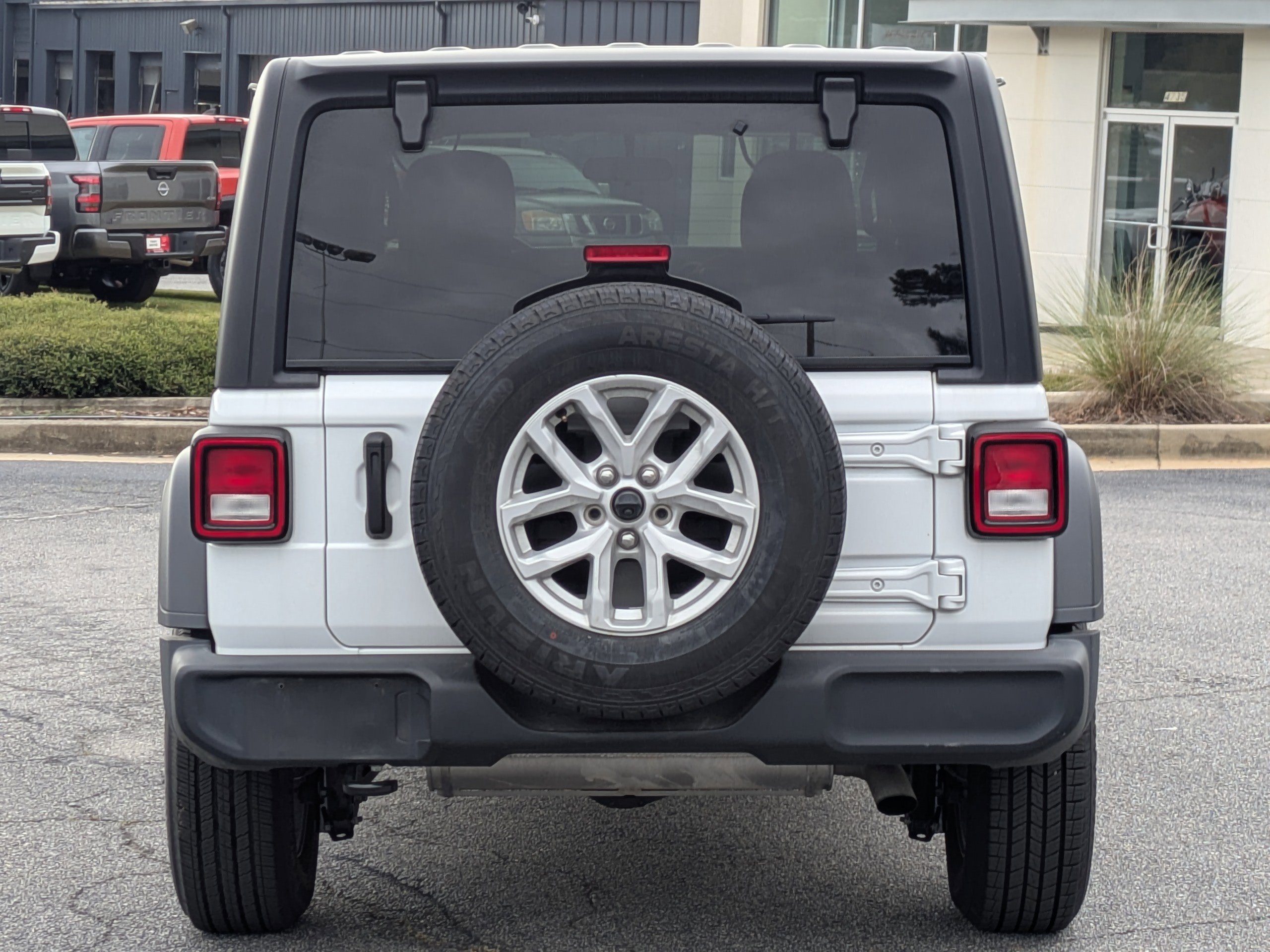 2023 Jeep Wrangler Sport S photo 4