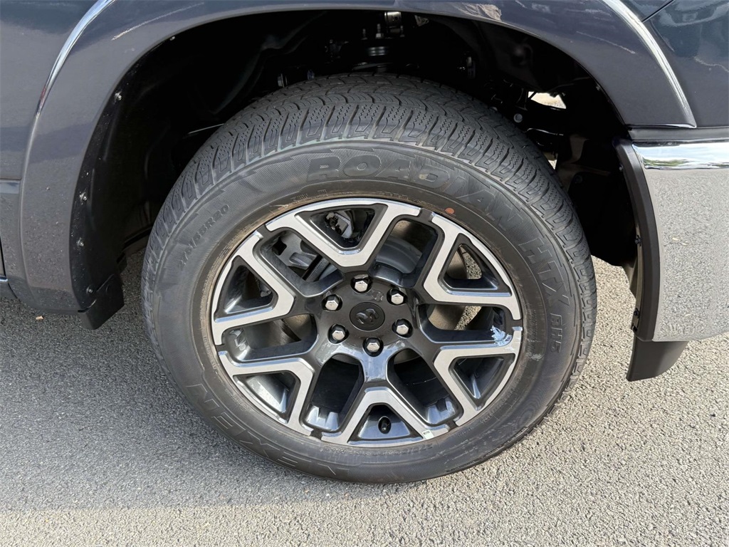 2026 Ram 1500 Laramie photo 10