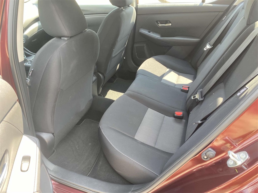 2023 Nissan Sentra SV photo 9