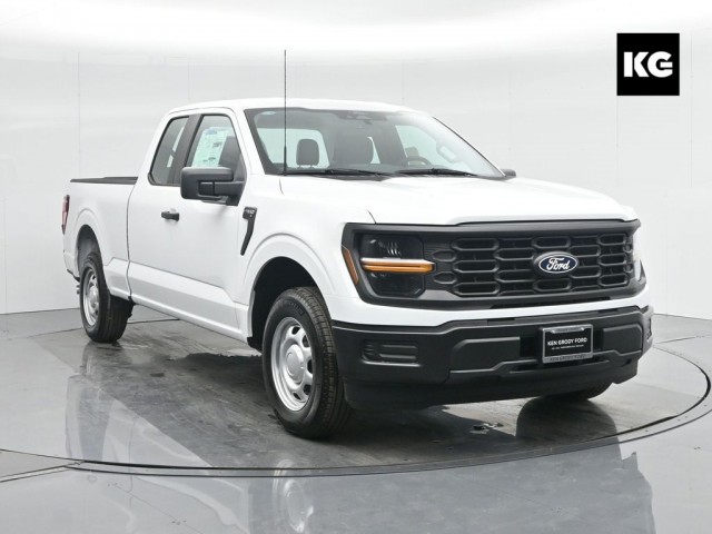 2025 Ford F-150 XL's photo