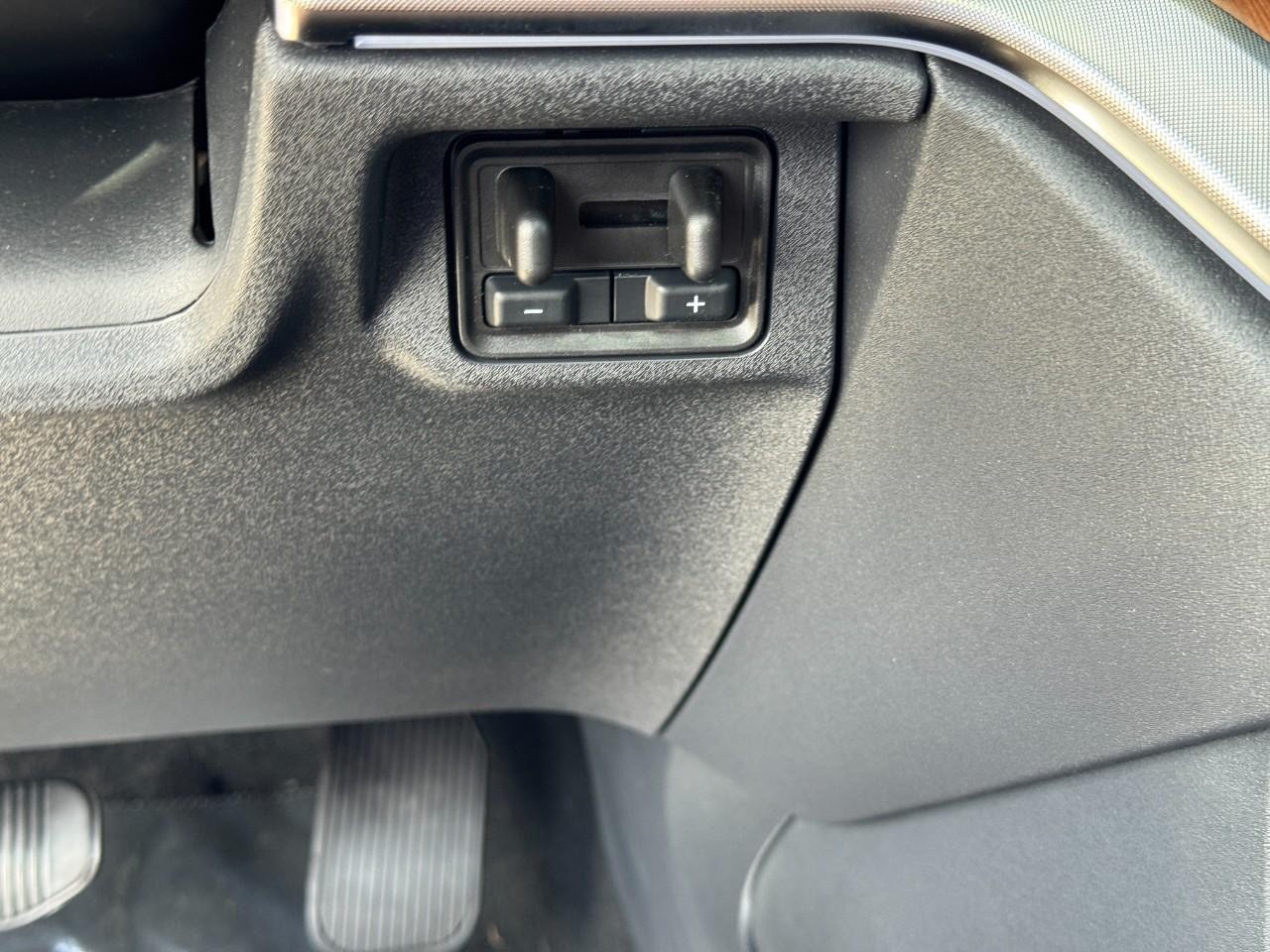 2025 Ford Expedition King Ranch MAX photo 16