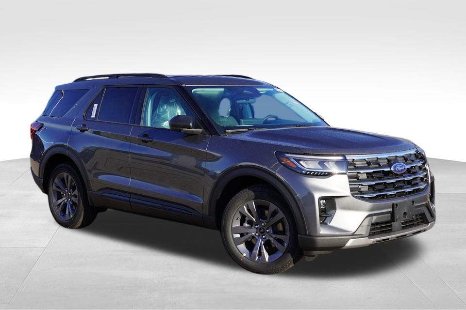 2026 Ford Explorer Active's photo