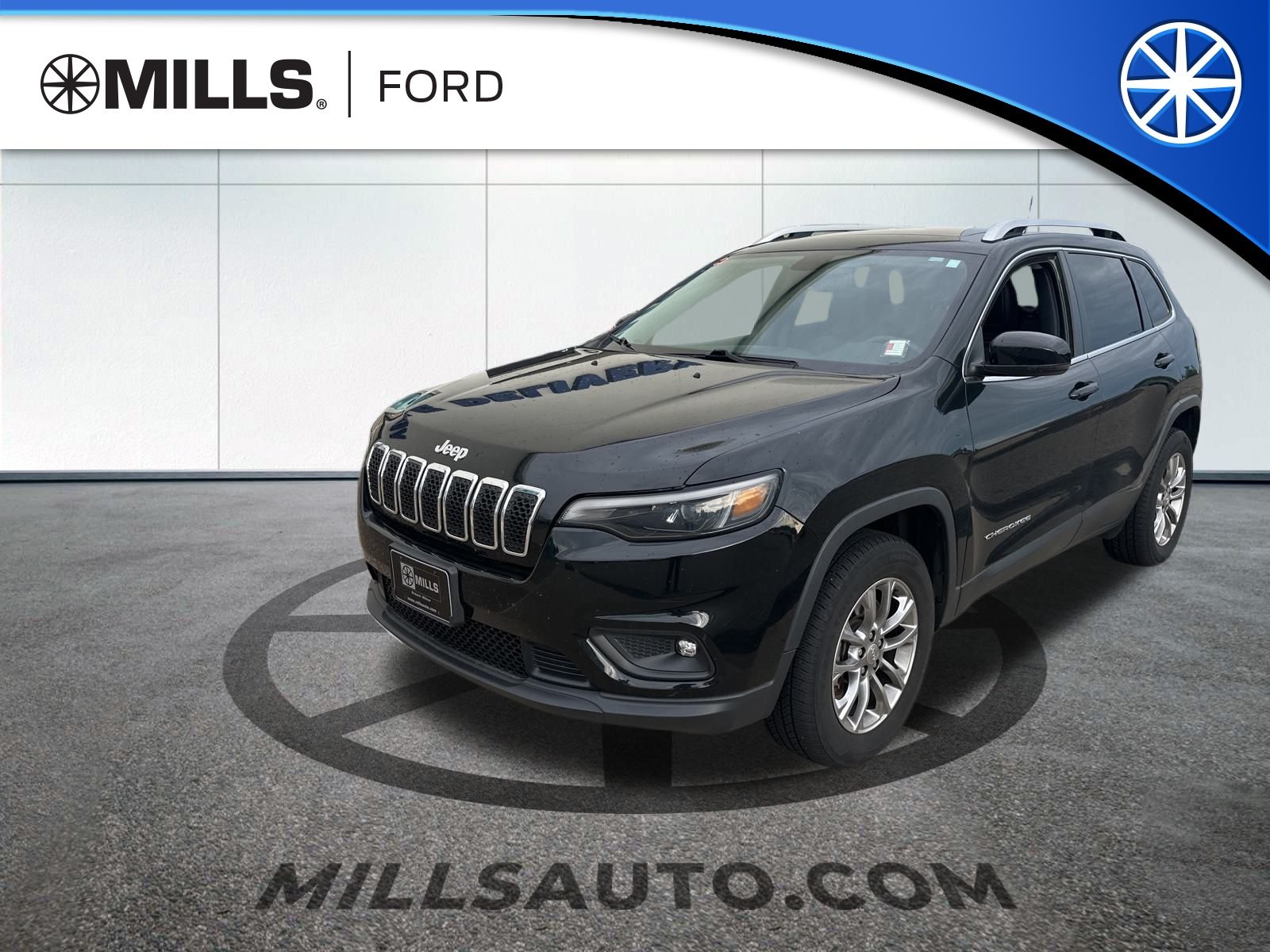 Used 2019 Jeep Cherokee Latitude Plus with VIN 1C4PJMLX2KD359289 for sale in Baxter, Minnesota