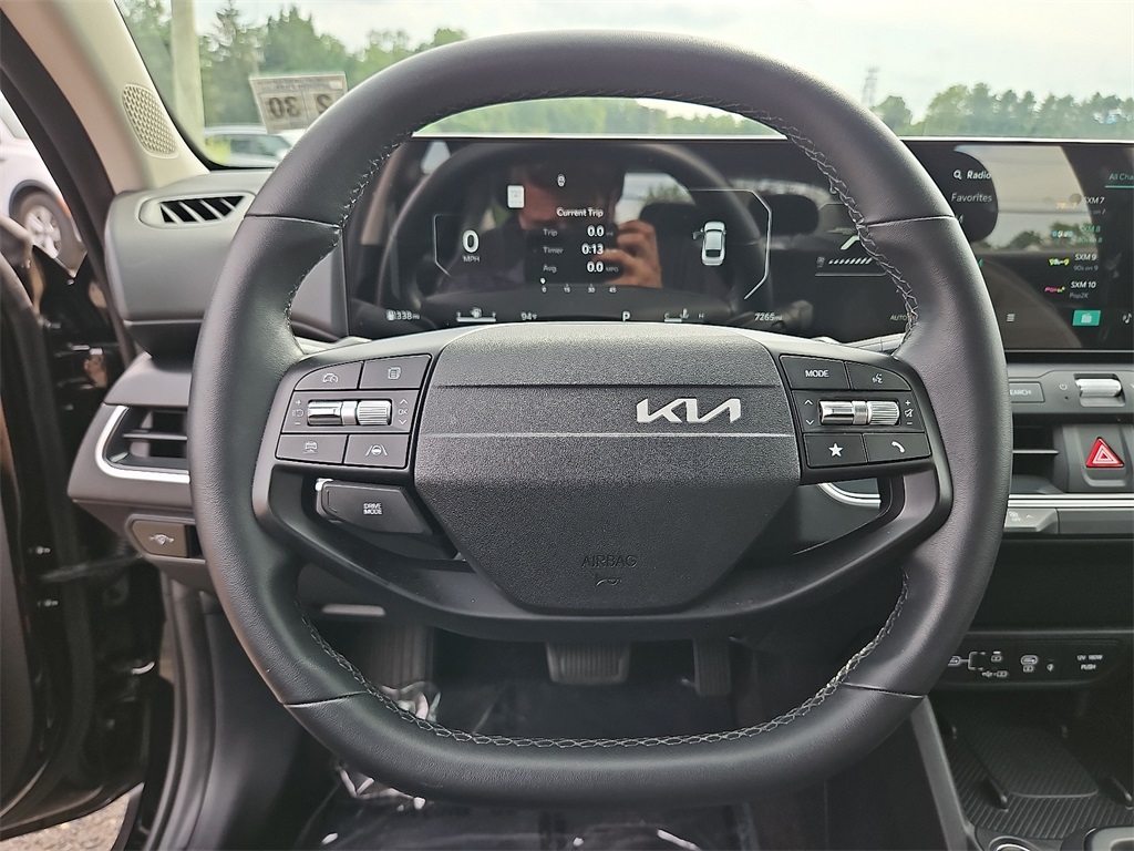 2025 Kia K4 EX photo 19