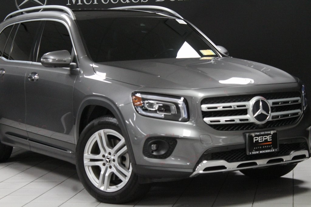 2022 Mercedes Benz GLB 250 4MATIC photo 2