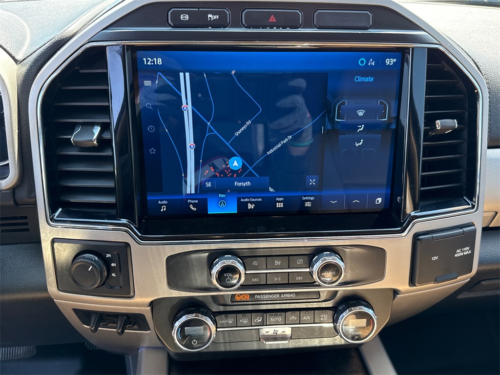 2022 Ford F-350 Lariat photo 27