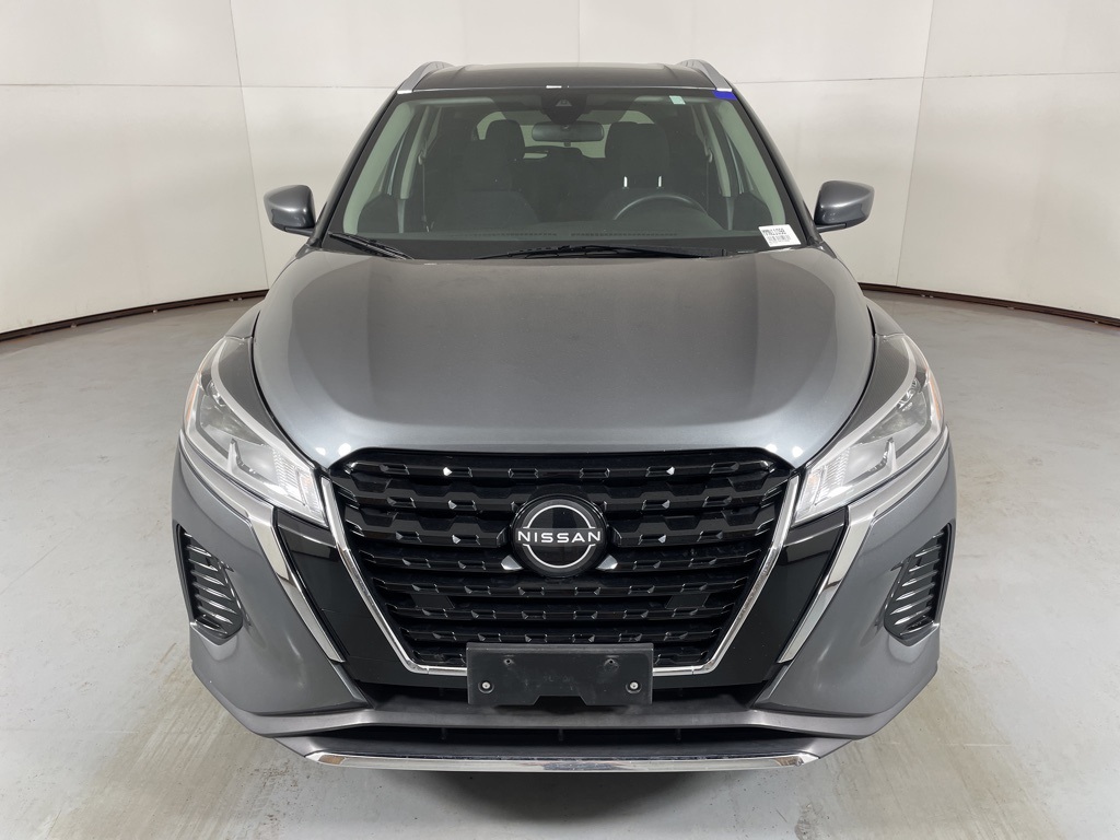 2024 Nissan Kicks SV photo 2