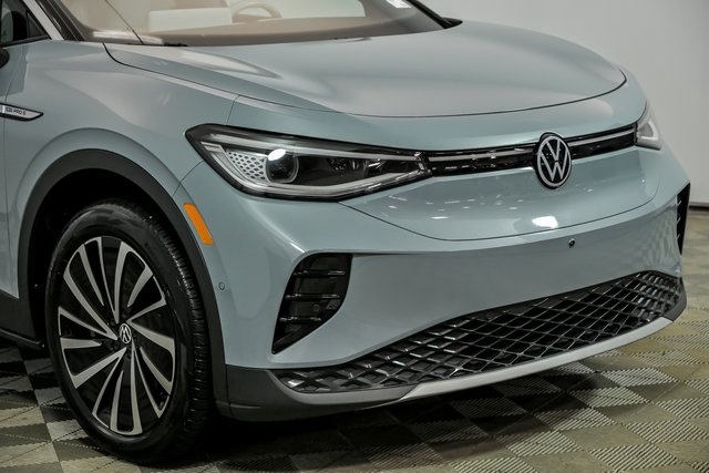 Certified 2023 Volkswagen ID.4 PRO S PLUS with VIN 1V2JNPE88PC054487 for sale in St. Charles, IL