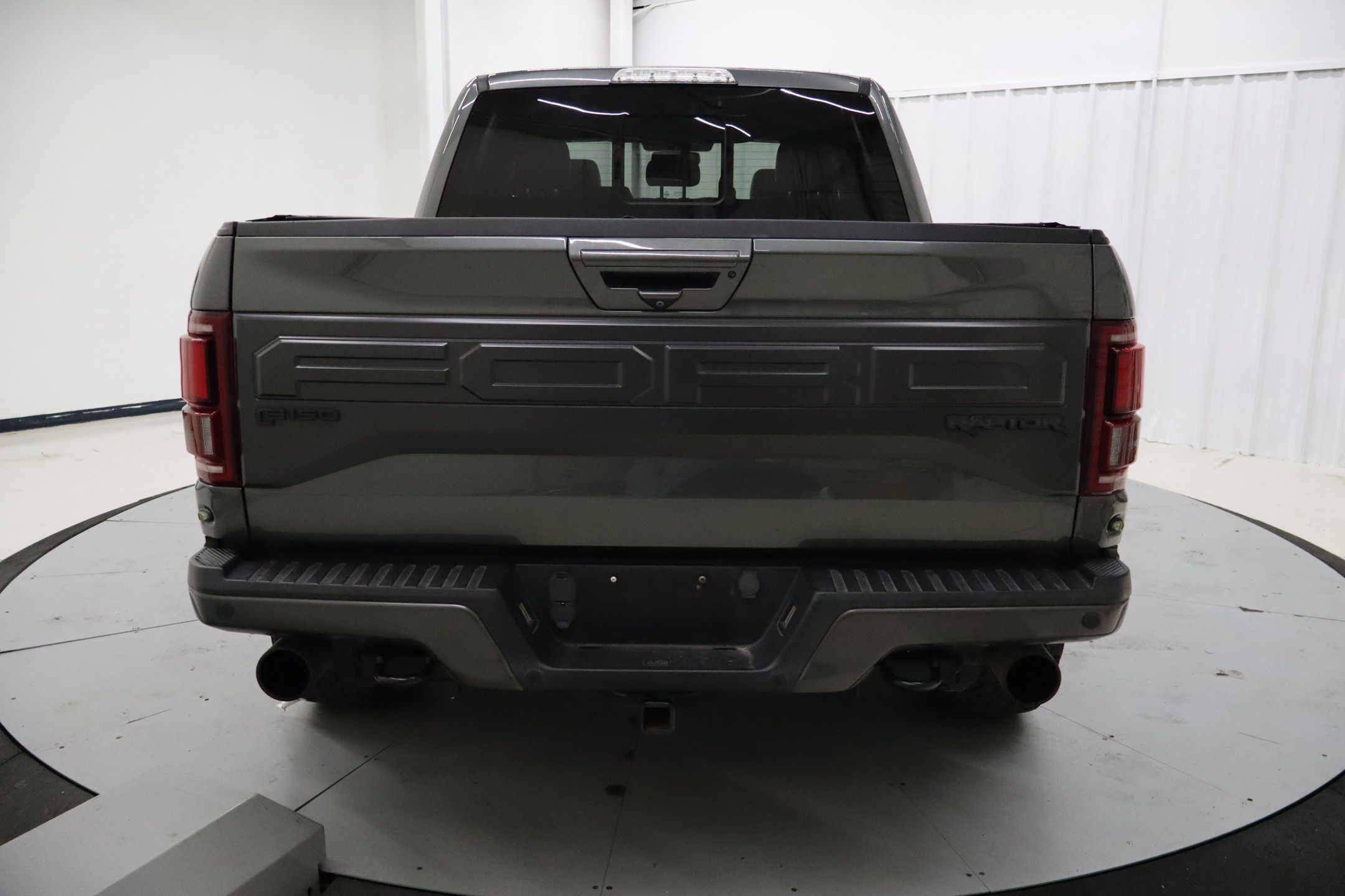 2018 Ford F-150 Raptor photo 3