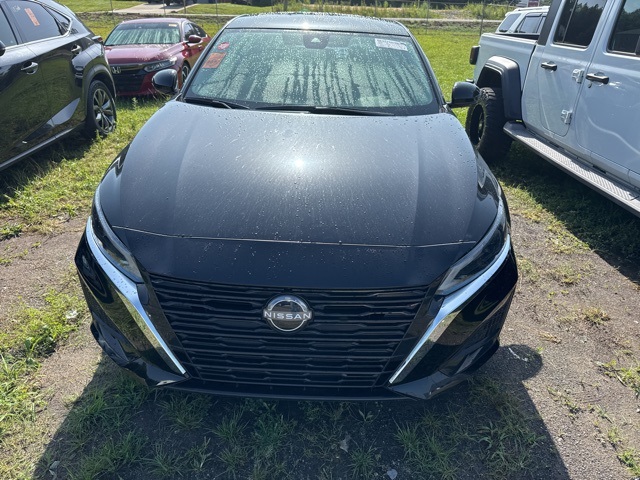 2023 Nissan Altima 2.5 SL photo 2