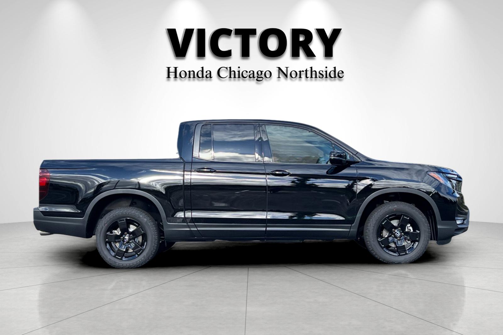 2025 Honda Ridgeline Black Edition photo 4