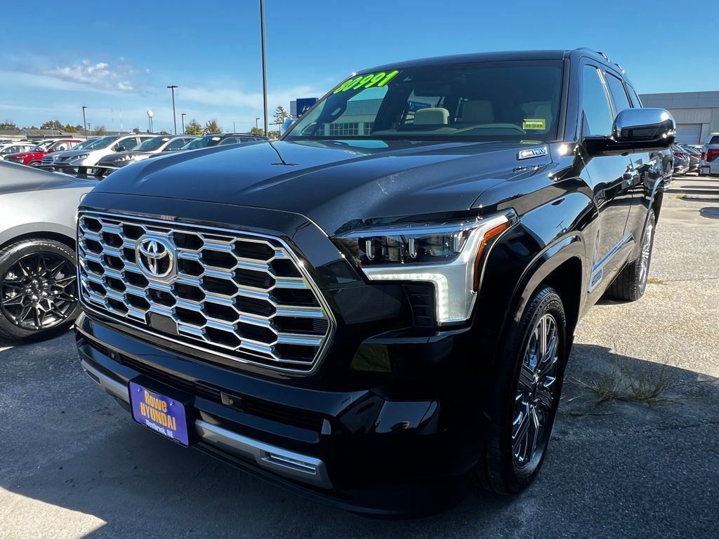 2025 Toyota Sequoia Capstone photo 3