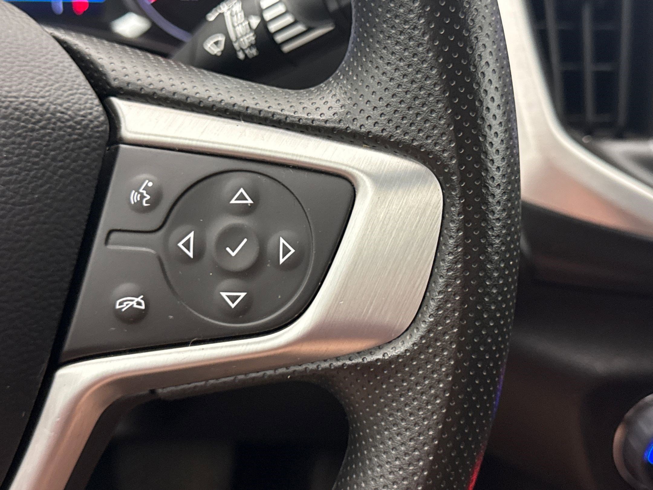 2024 Gmc Terrain SLE photo 35