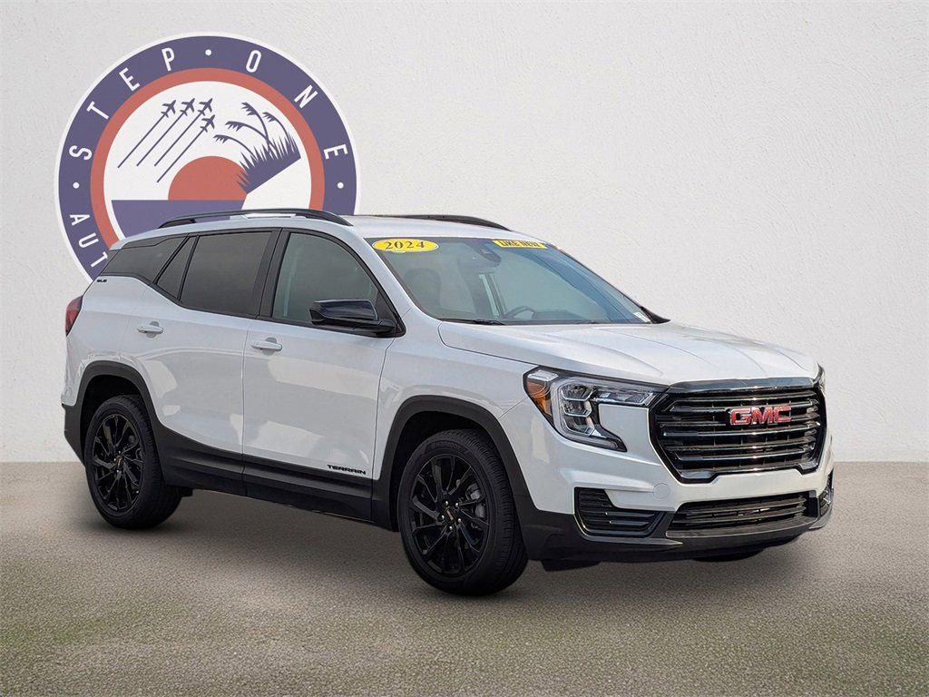 2024 Gmc Terrain SLE photo 2