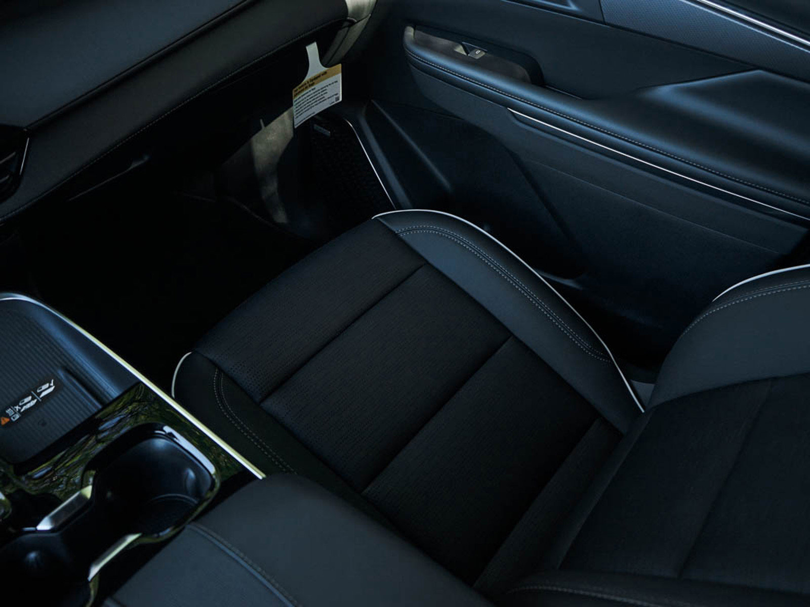 2025 Buick Enclave Sport Touring photo 24