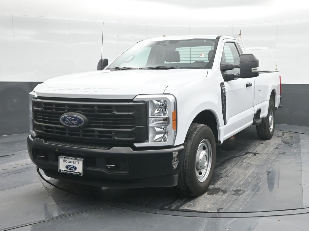 2023 Ford F-250 photo 4
