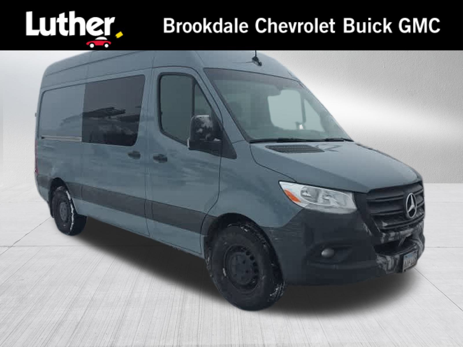 2021 Mercedes-Benz Sprinter Crew Van Base's photo