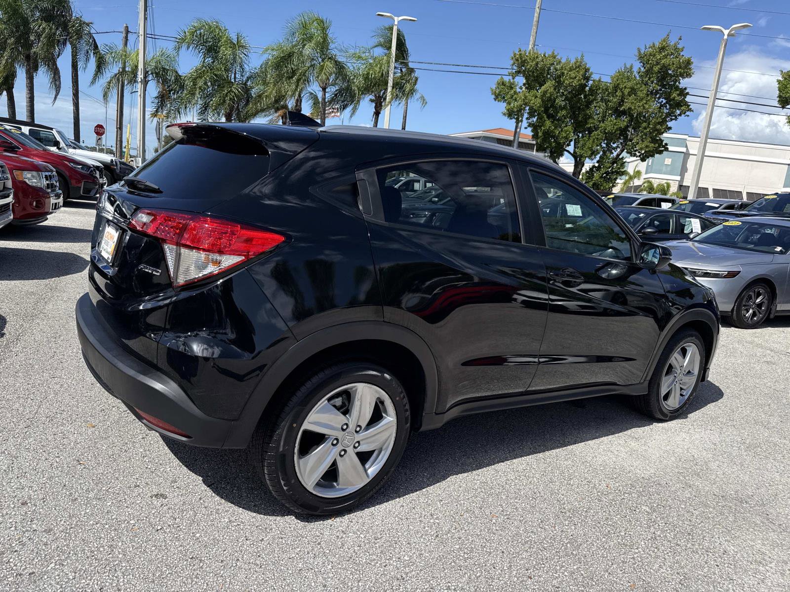 2019 Honda HR-V EX-L photo 3