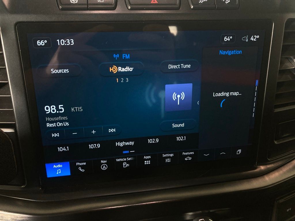 2023 Ford F-350 photo 3