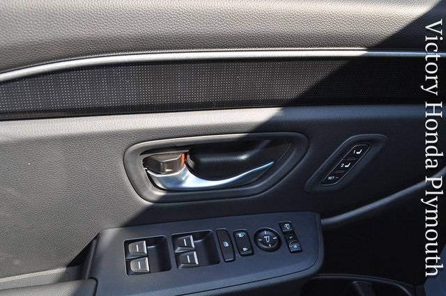2025 Honda Pilot Black Edition photo 9