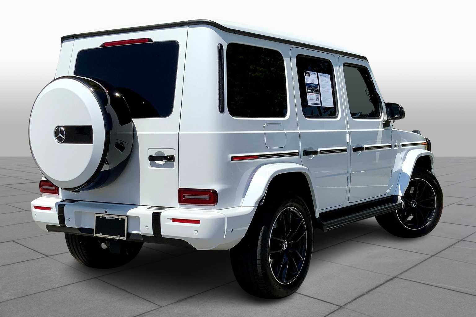 2025 Mercedes Benz G 550 photo 11