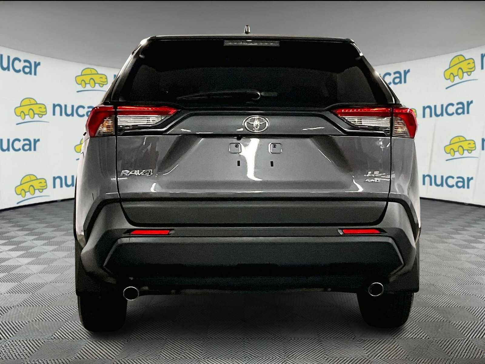2024 Toyota RAV4 LE photo 3