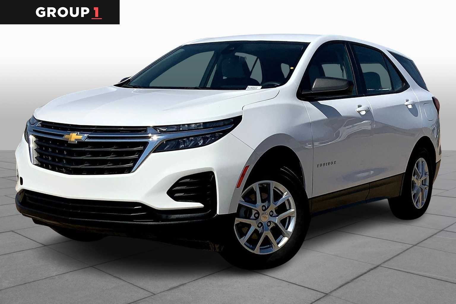 2023 Chevrolet Equinox LT photo 2