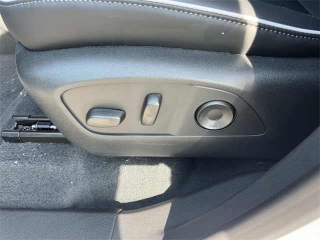 2026 Buick Enclave Sport Touring photo 19