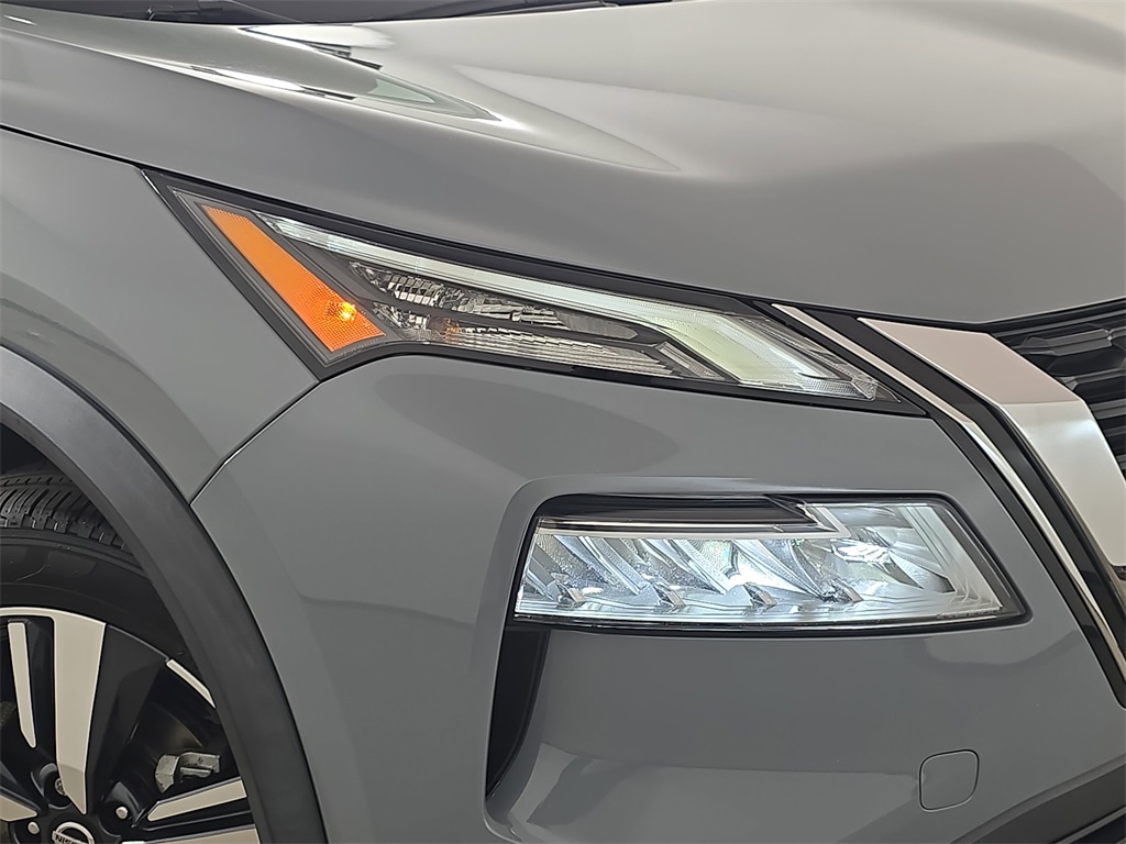 2021 Nissan Rogue SL photo 28